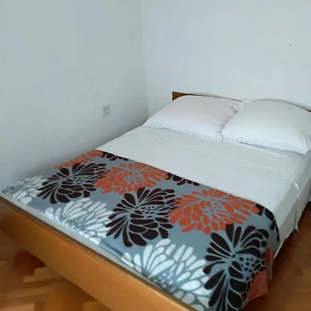 Apartman Ana, Ante Starcevica 42,22 203 Rogoznica Daire *